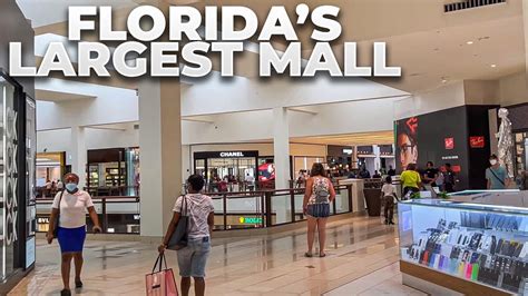 Floridas Largest Indoor Shopping Mall Walking Aventura Mall In April
