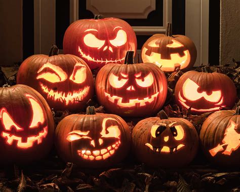 How To Carve A Pumpkin Step By Step Tips For Halloween Season