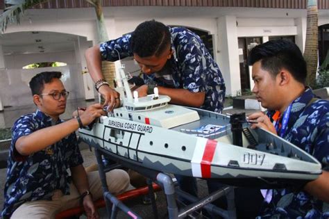 Kemendikbud Gelar Kontes Kapal Cepat Tak Berawak Nasional 2021