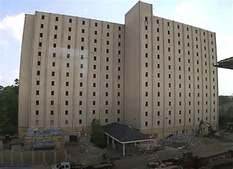 Kirby Smith Hall Demolition Took More Than 70 Days Watch The Lsu Dorm