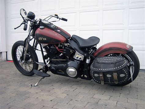 Dibantu dengan build harley yang tepat, maka dia akan tidak terkalahkan. '90 Harley Davidson "49'er" My old bobber build