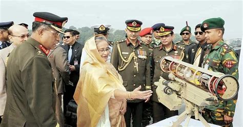 All the ex chief's flew with general & mrs. GreenDef: Bangladesh Army Gets New SP Guns, Metis M-1 Missiles