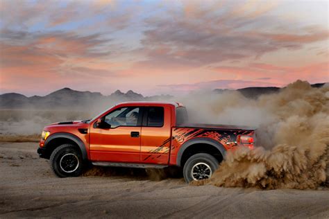 Ford F150 Svt Raptor R Photos Photogallery With 27 Pics