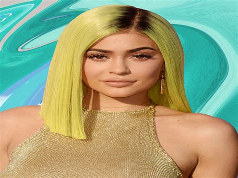 Heres How Kylie Jenner Made Neon Hair Happen 15 Minute News