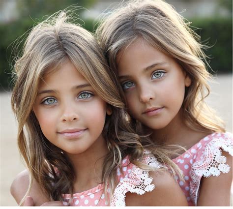 Meet The Most Beautiful Twins In The World Millions Of Fans Of Identical Sisters