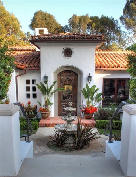 Spanish Style Homes Spanish Colonial Homes Spanish Re