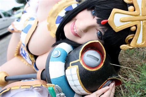 naughty cosplay k a n a stuning menace queen s blade cosplay