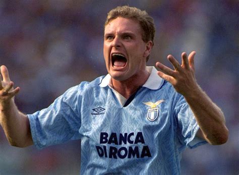 Gascoigne is a free agent in pro evolution soccer 2021. Auguri a Paul Gascoigne! Messaggio dalla Lazio per il ...