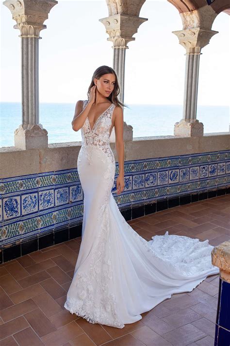 Pronovias X Kleinfeld Bridal And Wedding Dress Collection Fall 2020