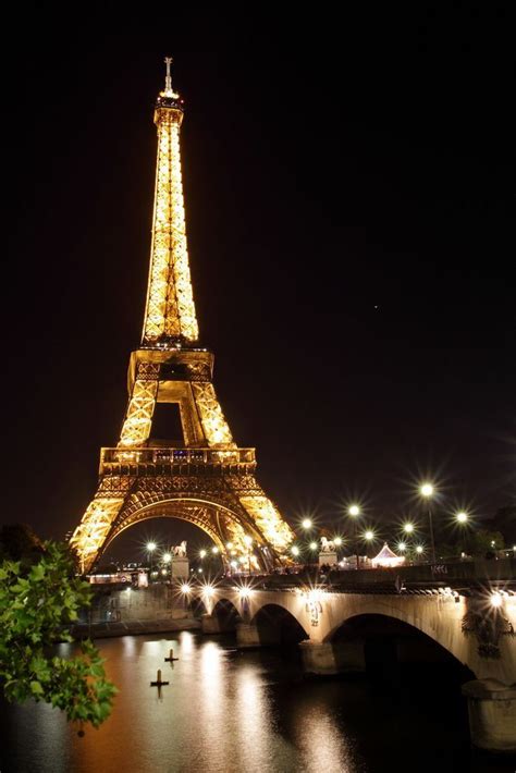 Who Wants To Come To Paris Tour Eiffel Places To Travel