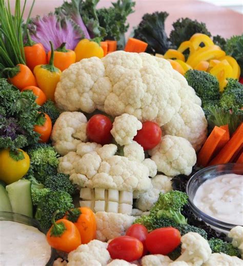 Skull Vegetable Platter Halloween Ideashalloween Ideas Recipes