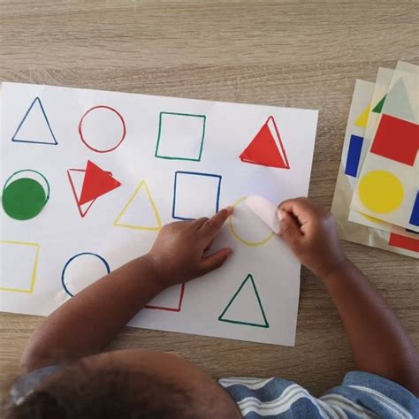 Activités Montessori Formes Et Couleurs Ma Vie Trépidante De Maman