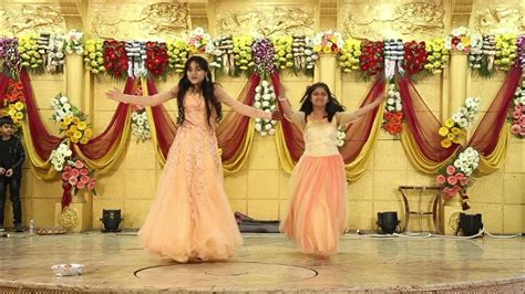sizzling sisters dance on wah wah ram ji bride s sisters performance indian sangeet