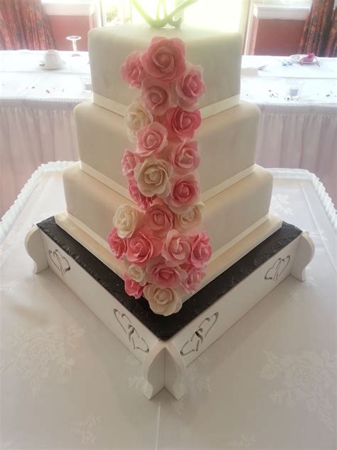 5 Tier Cascading Wedding Cake Stands