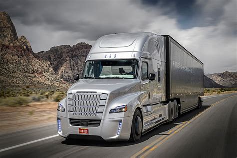 Daimlers Self Driving Freightliner Inspiration Truck Debuts Carina