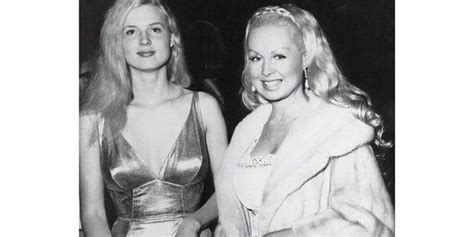 ‘50s Actress Joi Lansing Had Secret Romance With Young Starlet
