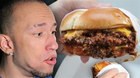 Jack In The Box New Chili Cheeseburger Food Review Youtube