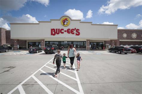 Biggest Buc Ees Ever To Be Built In Texas Town Of Luling