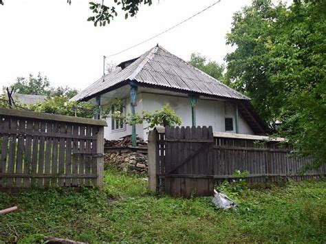 Vand Casa Batraneasca Teren Casavila Cu 2 Camere De Vanzare In