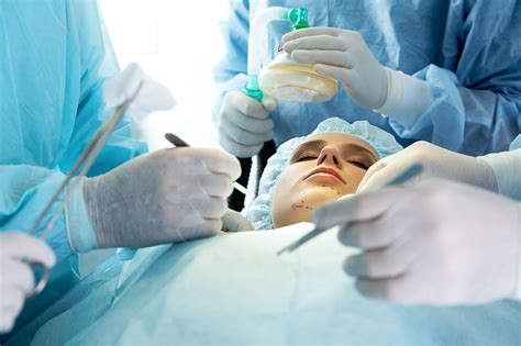 Mcfadden specializes in breast augmentations, facelifts, tummy tucks, gynecomastia procedures and more! Choosing A Plastic Surgeon For Oral Plastic Surgery | Dr ...