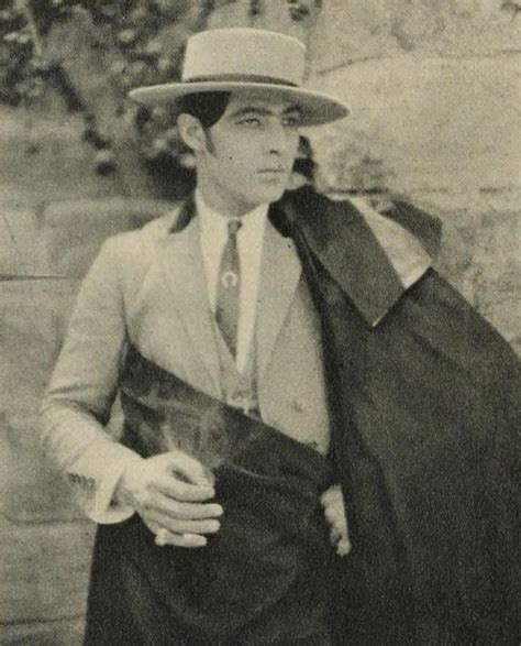 Rudolph Valentino The Latin Lover Who Became Americas First Male