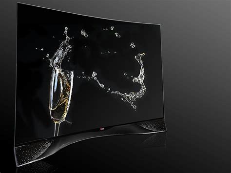 Lg Teamed Up With Swarovski To Embellish Its Curved Oled Tv With Aurora