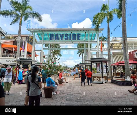 Miami Usa August 22 2018 Bayside Marketplace Sign In Miami