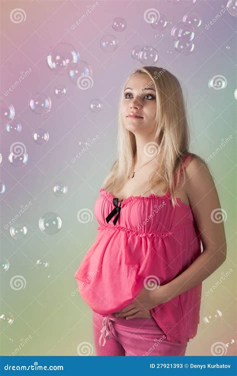 De Zwangerschap Van De Regenboog Stock Afbeelding Image Of Ouders