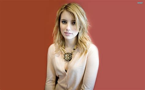 Emma Roberts Wallpaper Wallpapers