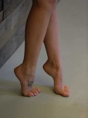 Sasha Rose Feet Pictures See Women S Feet