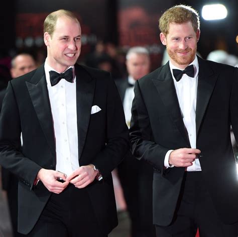 Tapi militer inggris sendiri tapi keberanian pangeran harry turun di medan perang irak dan afghanistan untuk mendukung perang. Pangeran William Sangat Sedih Berpisah dengan Pangeran Harry