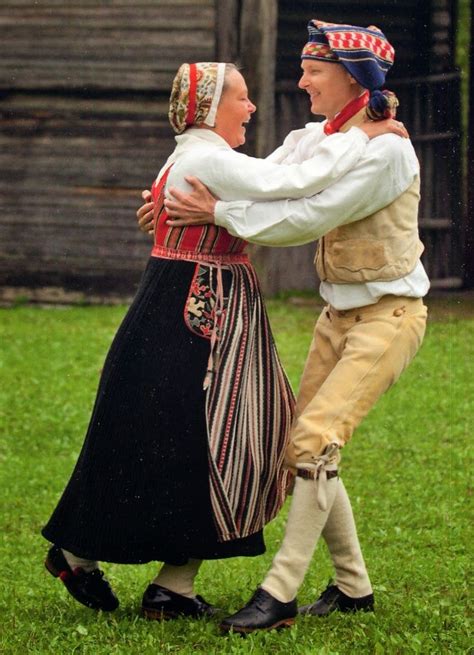 Costume And Embroidery Of Leksand Dalarna Sweden Folk Clothing Historical Clothing Norwegian