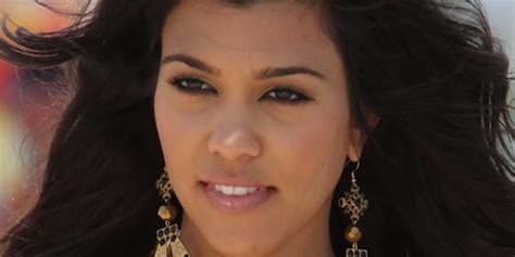Taylor swift net worth 2021: Kourtney Kardashian Net Worth (2020), Height, Age, Bio and ...