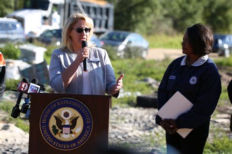 VIDEO: Congresswoman Val Demings, Apopka Mayor Bryan Nelson fight to