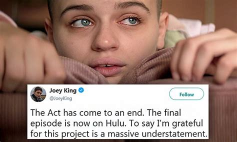 Joey King Posts Heartfelt Farewell To Her Cast And Crew As The Act