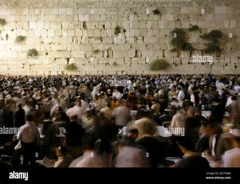 NUR REDAKTIONELLE VERWENDUNG - KEINE WERBE- ODER BUCHVERKÄUFE. Juden
