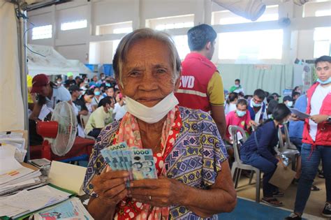 pdi odette affected families receive esa dswd field office caraga