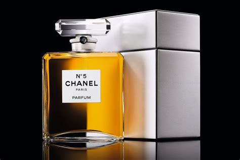 Top 10 Most Expensive Perfumes In The World Luxhabitat