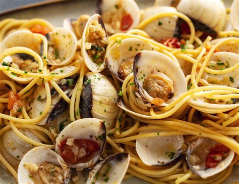 Pasta Vongole Piquillo