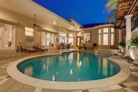 Luxury Homes In Florida With Unique Swimming Pools Arie