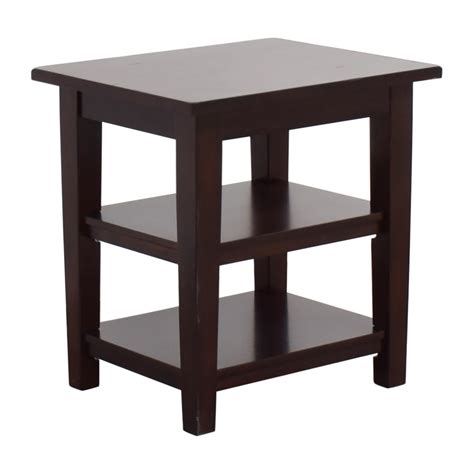 From bunnies and faux flowers to easter tablescapes and seasonal wreaths, you'll find everything you need to host. 86% OFF - Pier 1 Pier 1 Wooden End Table / Tables