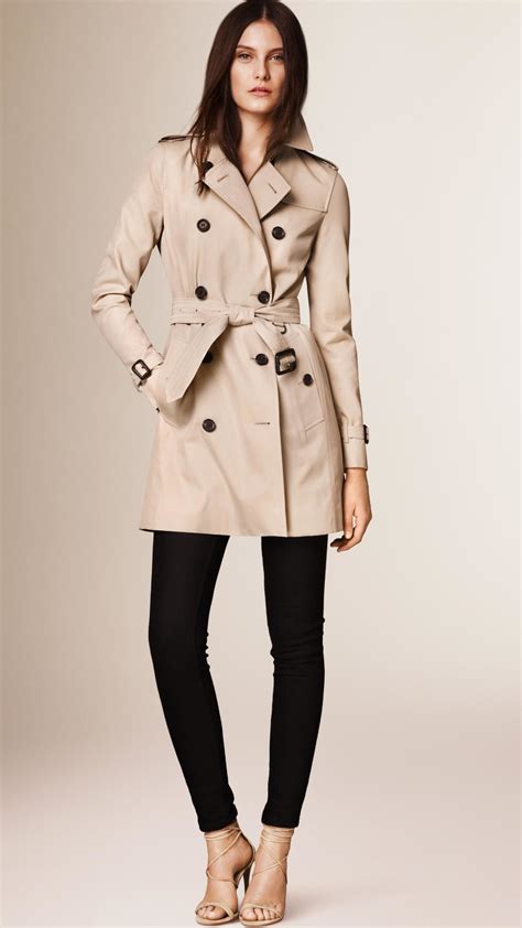 Burberry The Kensington Mid Length Heritage Trench Coat In Natural Lyst