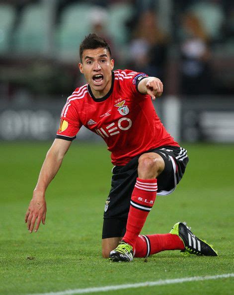We profile the benfica forward who has been linked with a move to manchester united. Nicolas Gaitan of Benfica in 2014