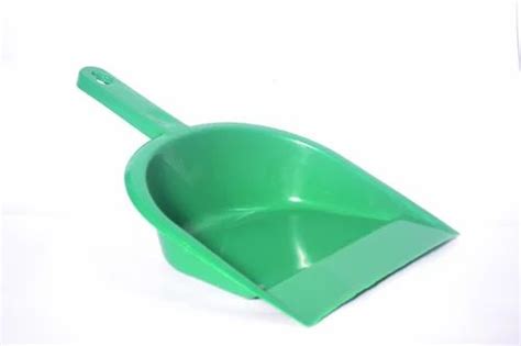 Dust Pan At Rs 35piece Plastic Pan In Hyderabad Id 15765163497