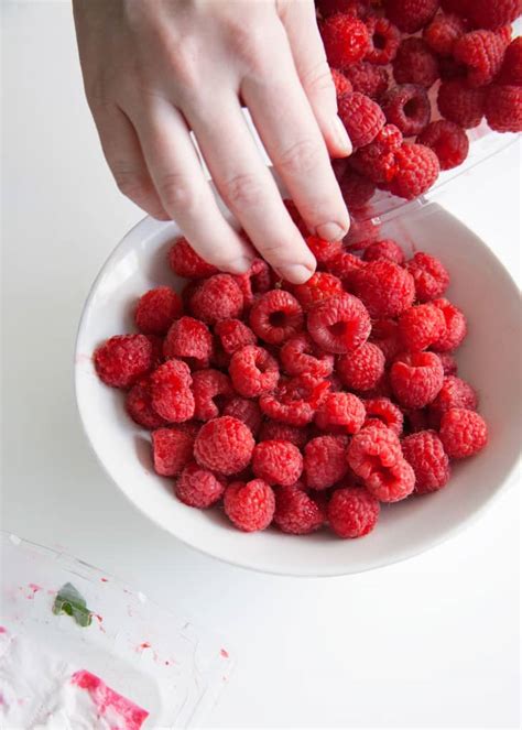 How Much Does A Quart Of Raspberries Weigh Kaylynnkruwbarrera