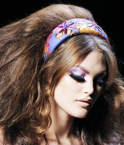 Pin By Berta Mónika On Makeup Inspirations 70s Hair And Makeup Disco
