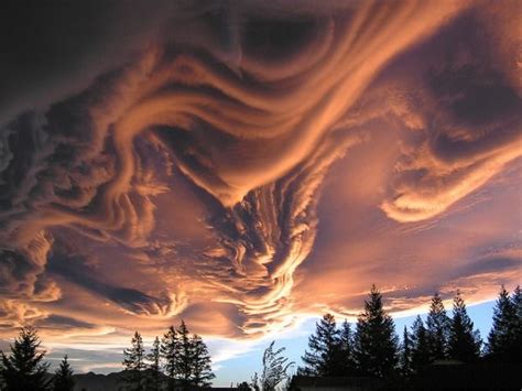 15 Beautiful And Bizarre Cloud Formations Clouds Nature Mother Nature