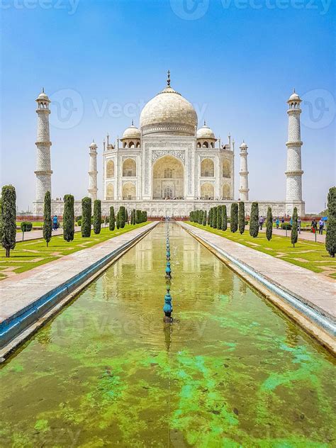 Panorama Del Taj Mahal En Agra India Con Increíbles Jardines Simétricos