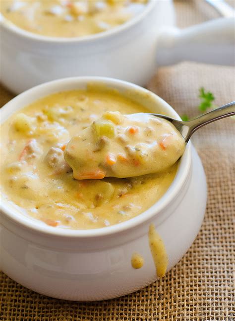 This bacon cheeseburger soup has quickly become a favorite in my house. Crock Pot Cheeseburger Soup