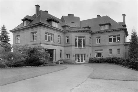 See Changes At The Fabled Pittock Mansion Before After Photos